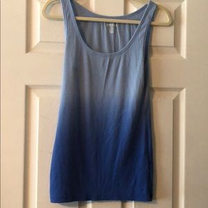 💙 3 for $15 Ombré Tank Top